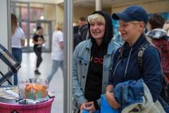 Olsztynski-Salon-Maturzystow-2022-fot.-Piotr-Awramiuk-PB-16