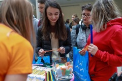 Olsztynski-Salon-Maturzystow-2022-fot.-Piotr-Awramiuk-PB-25