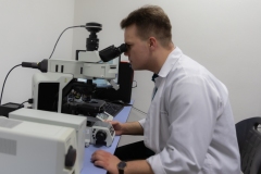 2023.03.28-Damian-Patryk-Izbicki-WBiNS-biotechnologia-fot.-Agnieszka-Sakowicz-Stasiulewicz_PB-3