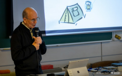 2023.11.17 konferencja naukowa III LO fot.Dariusz Piekut PB