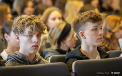 2023.11.17 konferencja naukowa III LO fot.Dariusz Piekut PB