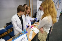 Politechnika Białostocka na Targach Edukacyjnych w II Liceum Ogólnokształcącym w Białymstoku. 18.01.2023 r. Fot. Piotr Awramiuk/PB