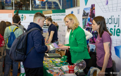 2025-04-04-targi-edukacyjne-Siedlce-fot-Iryna-Mikhno-PB