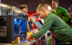 2025-05-18-Rodzinny-Piknik-Naukowy-fot-Dariusz-Piekut-PB