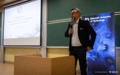 2025-09-12-konferencja-OKNMUT-fot-Dariusz-Piekut-PB