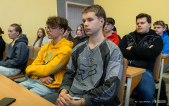 2025-10-06-rozklad-jazdy-WIZ-fot-Iryna-Mikhno-PB