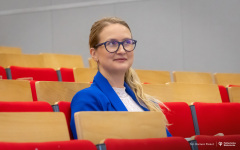 2025-10-08-Absolwenci-PB-dzielą-się-doświadczeniami-zawodowymi-w-sesji-Erasmus+-InnHUB-fot-Dariusz-Piekut-PB