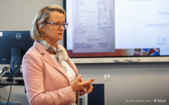 2025-10-29-Kawka-z-profesorem-fot-Maciej-Giedrojć-Juraha-PB