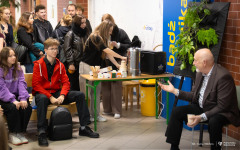 2025-10-29-WBiNŚ-kawka-z-prof. dr hab. inż. Michał Bołtryk-fot-Iryna-Mikhno-PB