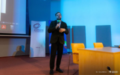 2025-11-05-Szkolenie-z-zakresu-przeciwdziałania-zachowaniom-niepożądanym-w-uczelni-fot-Iryna-Mikhno-PB