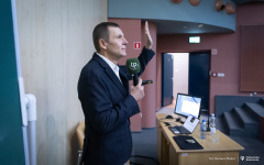 2025-11-14-Maturanek-fot-Dariusz-Piekut-PB