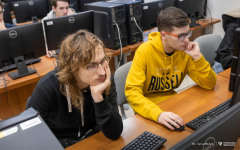 2025-11-26-Białostocki-Test-Informatyków -fot-Iryna-Mikhno-PB