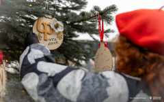 2025-12-01-Ubieranie-choinki-fot-Dariusz-Piekut-PB