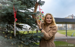 2025-12-01-Ubieranie-choinki-fot-Dariusz-Piekut-PB