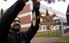 2025-12-01-ubieranie-choinki-fot-P.Jankowski-09