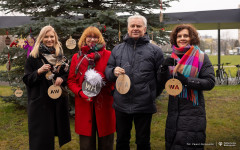 2025-12-02-ubieranie-choinki-fot-P.Jankowski-01