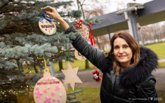 2025-12-02-ubieranie-choinki-fot-P.Jankowski-12