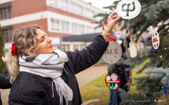 2025-12-02-ubieranie-choinki-fot-P.Jankowski-18