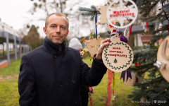 2025-12-02-ubieranie-choinki-fot-P.Jankowski-19