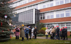 2025-12-03-ubieranie-choinki-fot-P.Jankowski-07