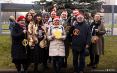 2025-12-03-ubieranie-choinki-fot-P.Jankowski-08