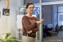 2025-12-03-Kawka-z-Profesorem-fot-Dariusz-Piekut-PB