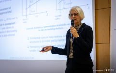 2025-12-05-AMCM-fot-Iryna-Mikhno-PB