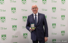 2025-12-05-Jubileusz-75-lecia-AZS-fot-Dariusz-Piekut-PB