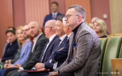 2025-12-05-Jubileusz-75-lecia-AZS-fot-Dariusz-Piekut-PB