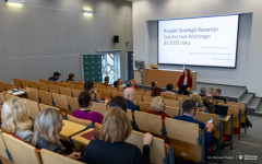 2025-12-16-Konsultacje-projektu-Strategii-Rozwoju-SzkolnictwaWyższego2025-2035-fot-Dariusz-Piekut-PB