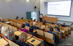 2025-12-16-Konsultacje-projektu-Strategii-Rozwoju-SzkolnictwaWyższego2025-2035-fot-Dariusz-Piekut-PB