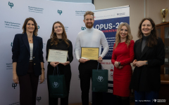 2025-12-19-WBiNŚ-stypendia-dla-studentów-biotechnologii-fot-Iryna-Mikhno-PB