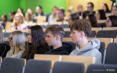 2025-05-20-BioTech-Future-fot-Dariusz-Piekut-PB