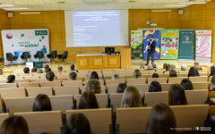 2025-05-20-BioTech-Future-fot-Dariusz-Piekut-PB