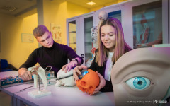 Sesja-wizerunkowa-Wydzial-Mechaniczny-fot-Maciej-Gierdojc-Juraha-2