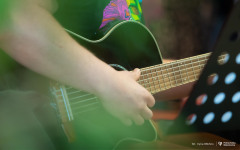 2026-01-21-koncert-prorektora-ds-studenckich-dla-WOŚP-fot-Iryna-Mikhno-PB