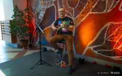 2026-01-21-koncert-prorektora-ds-studenckich-dla-WOŚP-fot-Iryna-Mikhno-PB