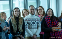 2026-01-21-koncert-prorektora-ds-studenckich-dla-WOŚP-fot-Iryna-Mikhno-PB