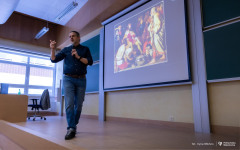 2026-01-23-Wykład-PZP-o Szczęściu, którego szukamy tam, gdzie go nie ma-PZP-Dostępna PB-fot-Iryna-Mikhno-PB