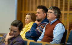 2026-01-23-Wykład-PZP-o Szczęściu, którego szukamy tam, gdzie go nie ma-PZP-Dostępna PB-fot-Iryna-Mikhno-PB