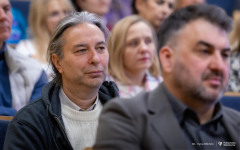 2026-01-23-Wykład-PZP-o Szczęściu, którego szukamy tam, gdzie go nie ma-PZP-Dostępna PB-fot-Iryna-Mikhno-PB