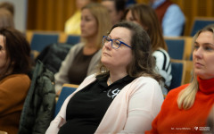 2026-01-23-Wykład-PZP-o Szczęściu, którego szukamy tam, gdzie go nie ma-PZP-Dostępna PB-fot-Iryna-Mikhno-PB