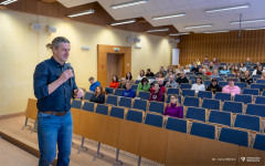 2026-01-23-Wykład-PZP-o Szczęściu, którego szukamy tam, gdzie go nie ma-PZP-Dostępna PB-fot-Iryna-Mikhno-PB