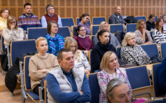 2026-01-23-Wykład-PZP-o Szczęściu, którego szukamy tam, gdzie go nie ma-PZP-Dostępna PB-fot-Iryna-Mikhno-PB