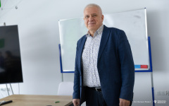 2026-01-28-Kawka-z-profesorem-fot-Dariusz-Piekut-PB