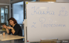 2026-01-28-Kawka-z-profesorem-fot-Dariusz-Piekut-PB