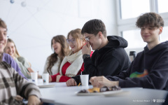 2026-01-28-Kawka-z-profesorem-fot-Dariusz-Piekut-PB