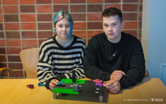 Projekty-studentów-I-roku-mechatroniki-i-AiR-fot-Maciej-Giedrojć-Juraha-PB