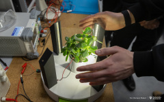 2026-01-29-Projekty-studentów-I-roku-mechatroniki-i-AiR-fot-Dariusz-Piekut-PB