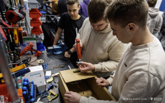 Projekty-studentów-I-roku-mechatroniki-i-AiR-fot-Maciej-Giedrojć-Juraha-PB